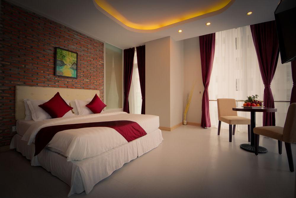 Colina Sky Hotel Пном Пен Екстериор снимка