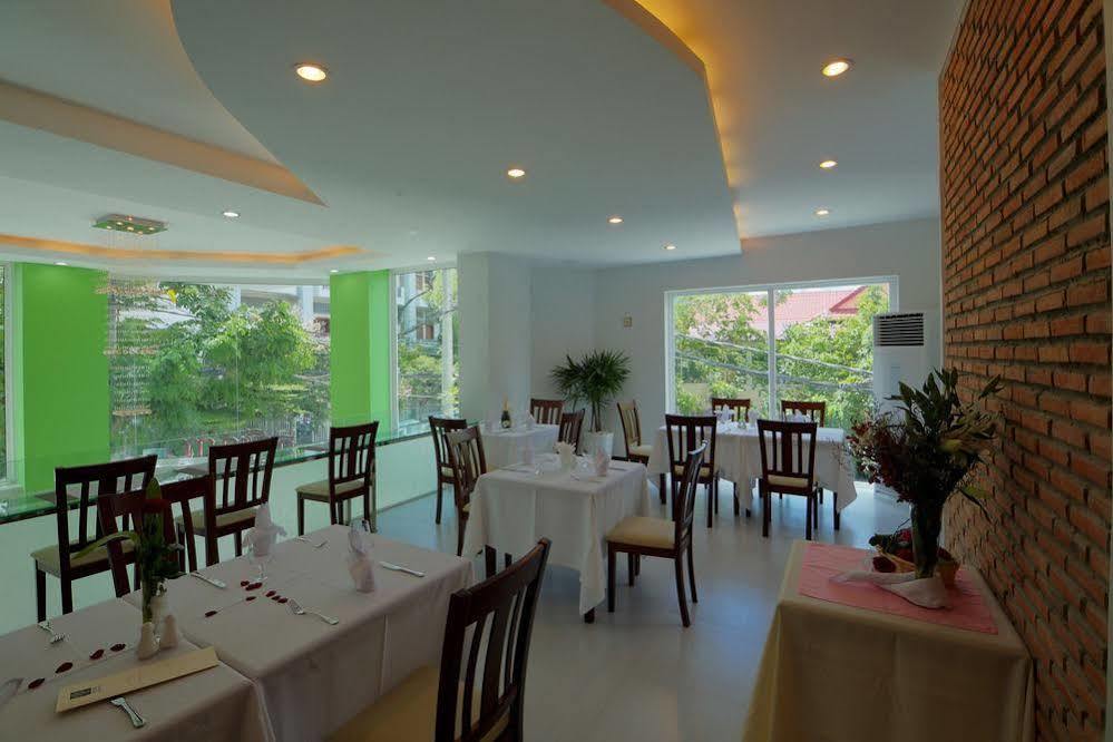 Colina Sky Hotel Пном Пен Екстериор снимка