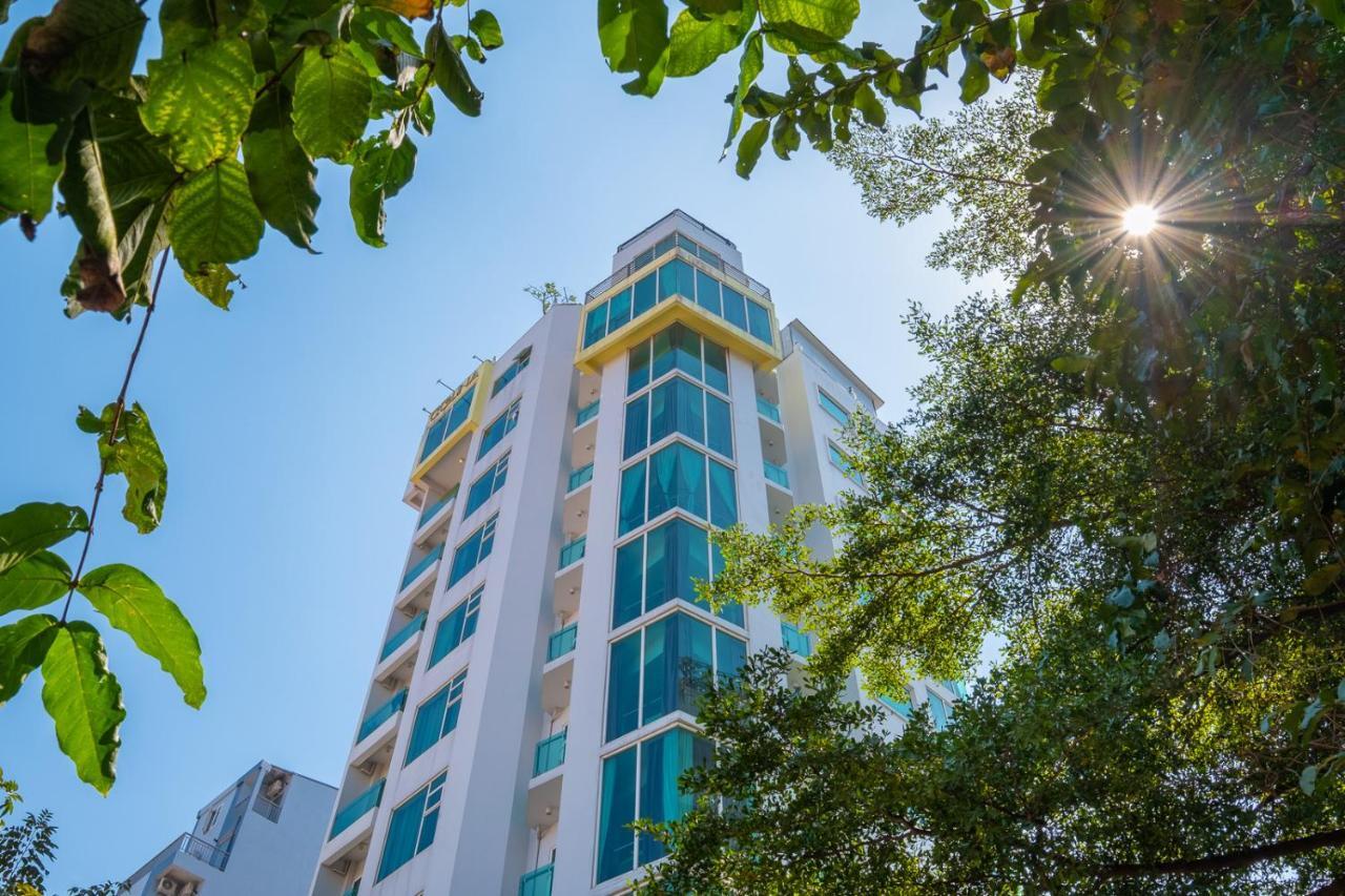 Colina Sky Hotel Пном Пен Екстериор снимка