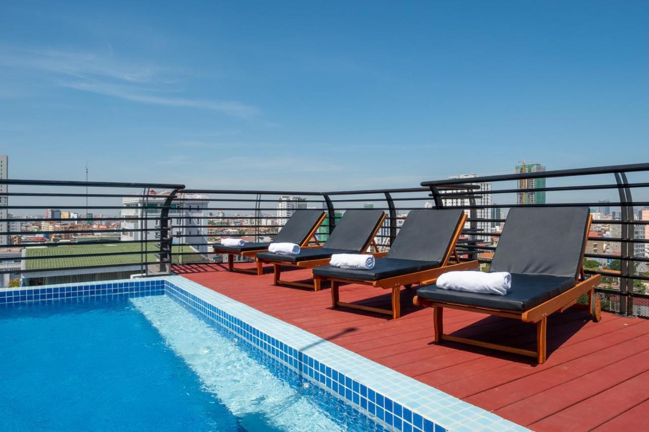 Colina Sky Hotel Пном Пен Екстериор снимка